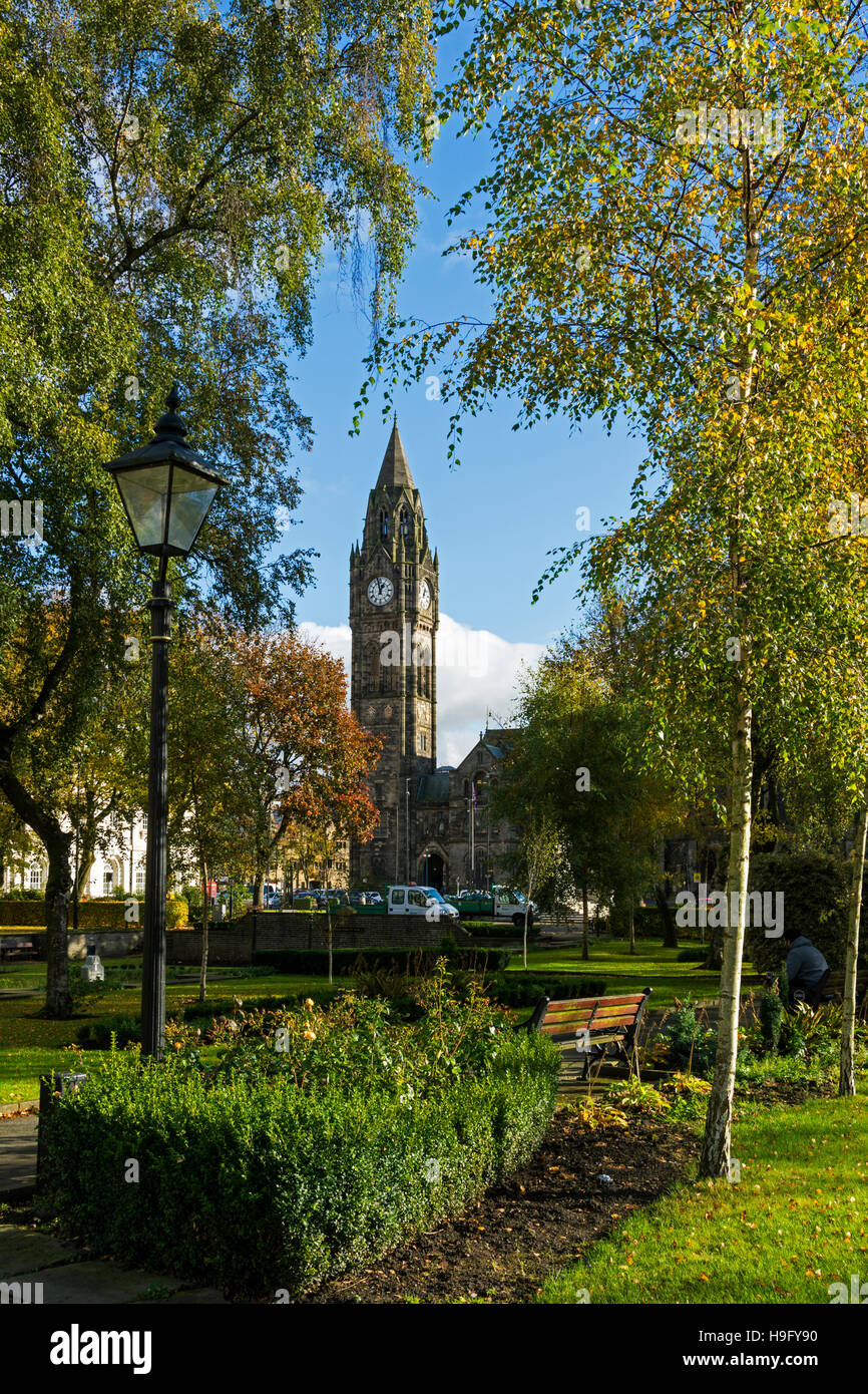 Il Municipio del Memorial Gardens, Rochdale, Greater Manchester, Inghilterra, Regno Unito. Foto Stock