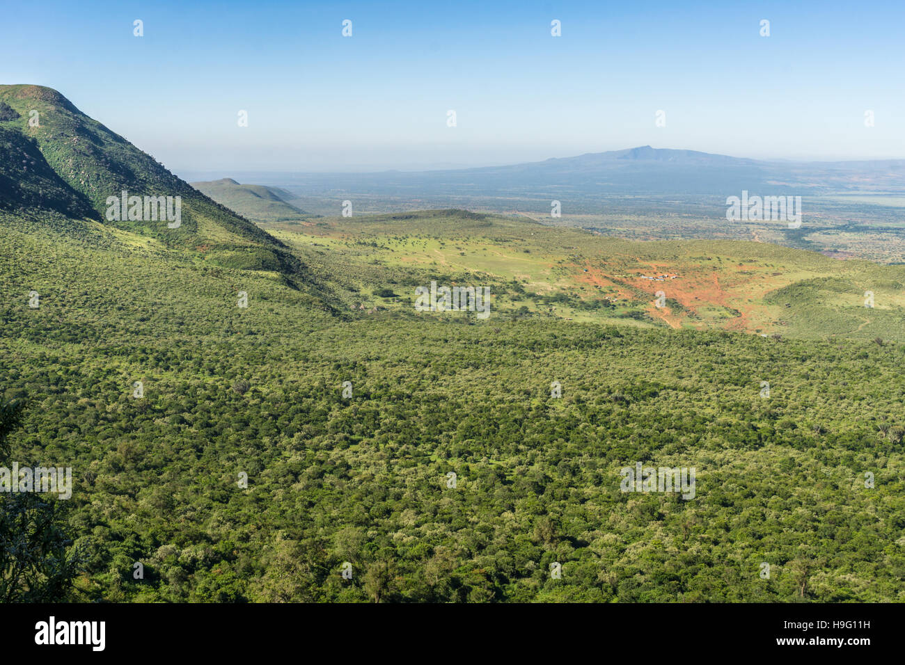 Vista la Grande Rift Valley da un punto di vista in Kenya Foto Stock