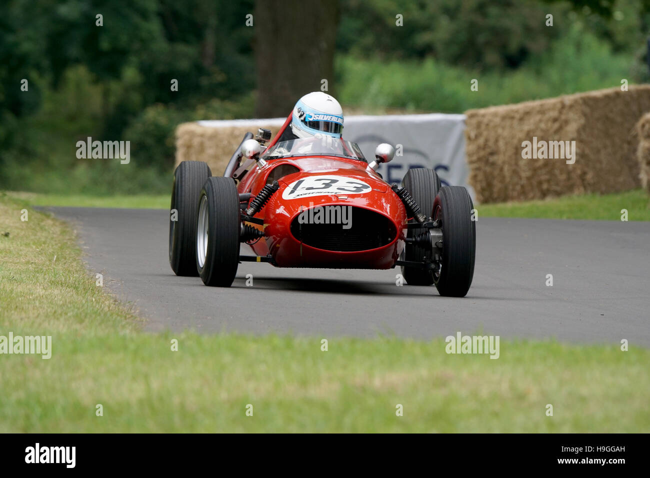 Mike Walker a bordo di un legame 1960 Formula Junior al Chateau Impney Hillclimb 2016 Foto Stock