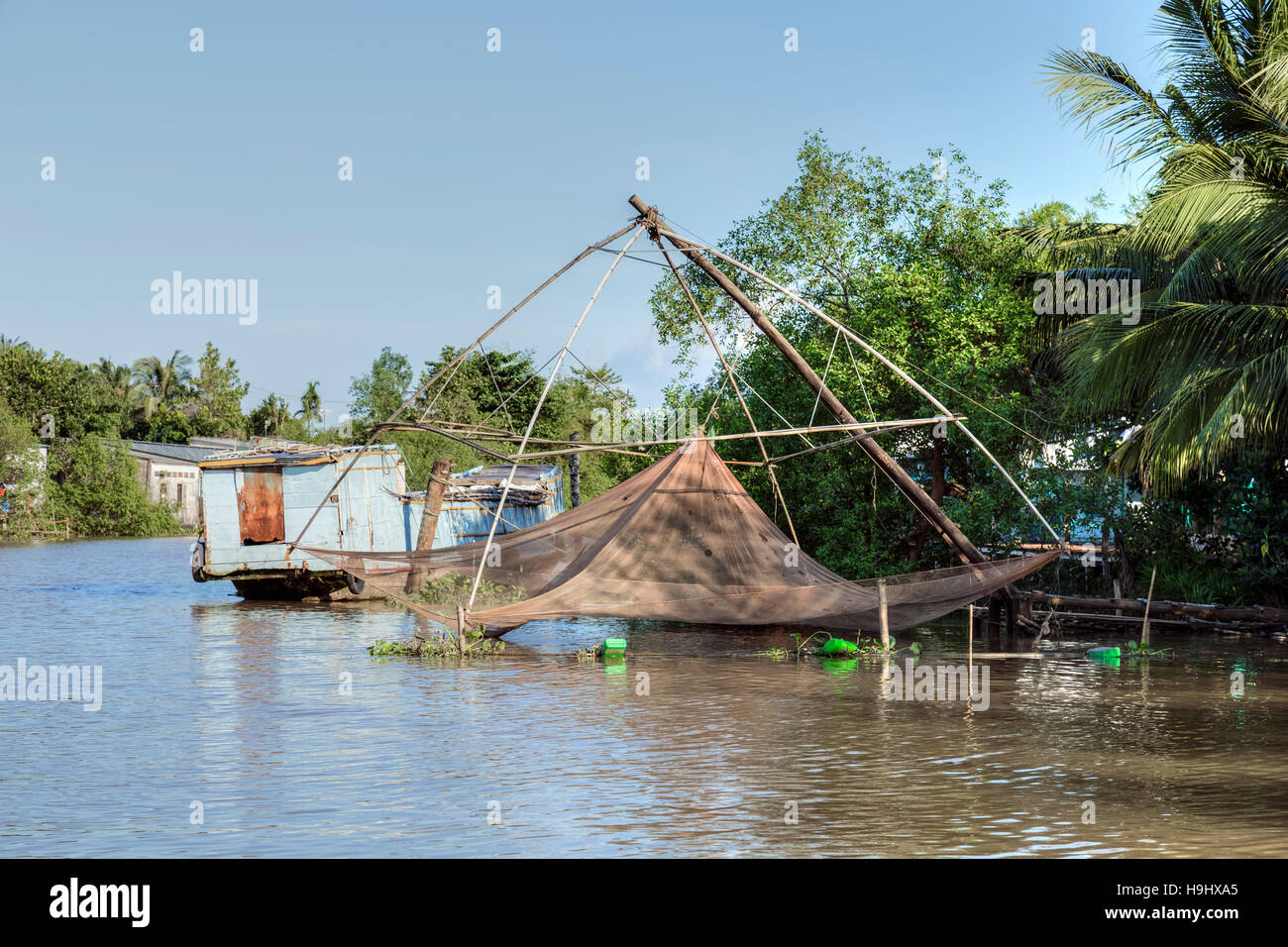 Fisher sulla rete delle vie navigabili nel Delta del Mekong, Can Tho, Vietnam Asia Foto Stock