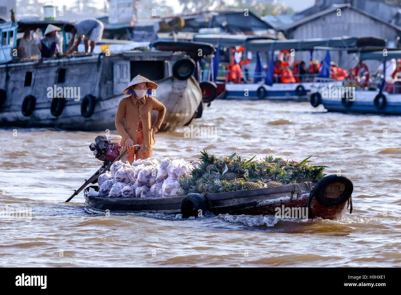 Mercato galleggiante a Can Tho, Delta del Mekong, Vietnam Asia Foto Stock