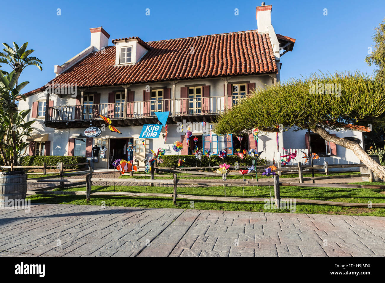 Negozi turistici al Seaport Village sulla baia di san diego Foto Stock