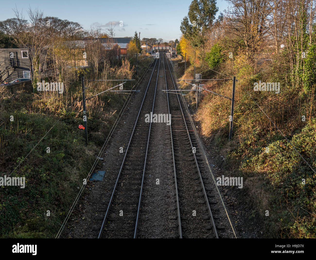 Wharfedale linea ferroviaria via a Guiseley, Leeds, West Yorkshire Foto Stock