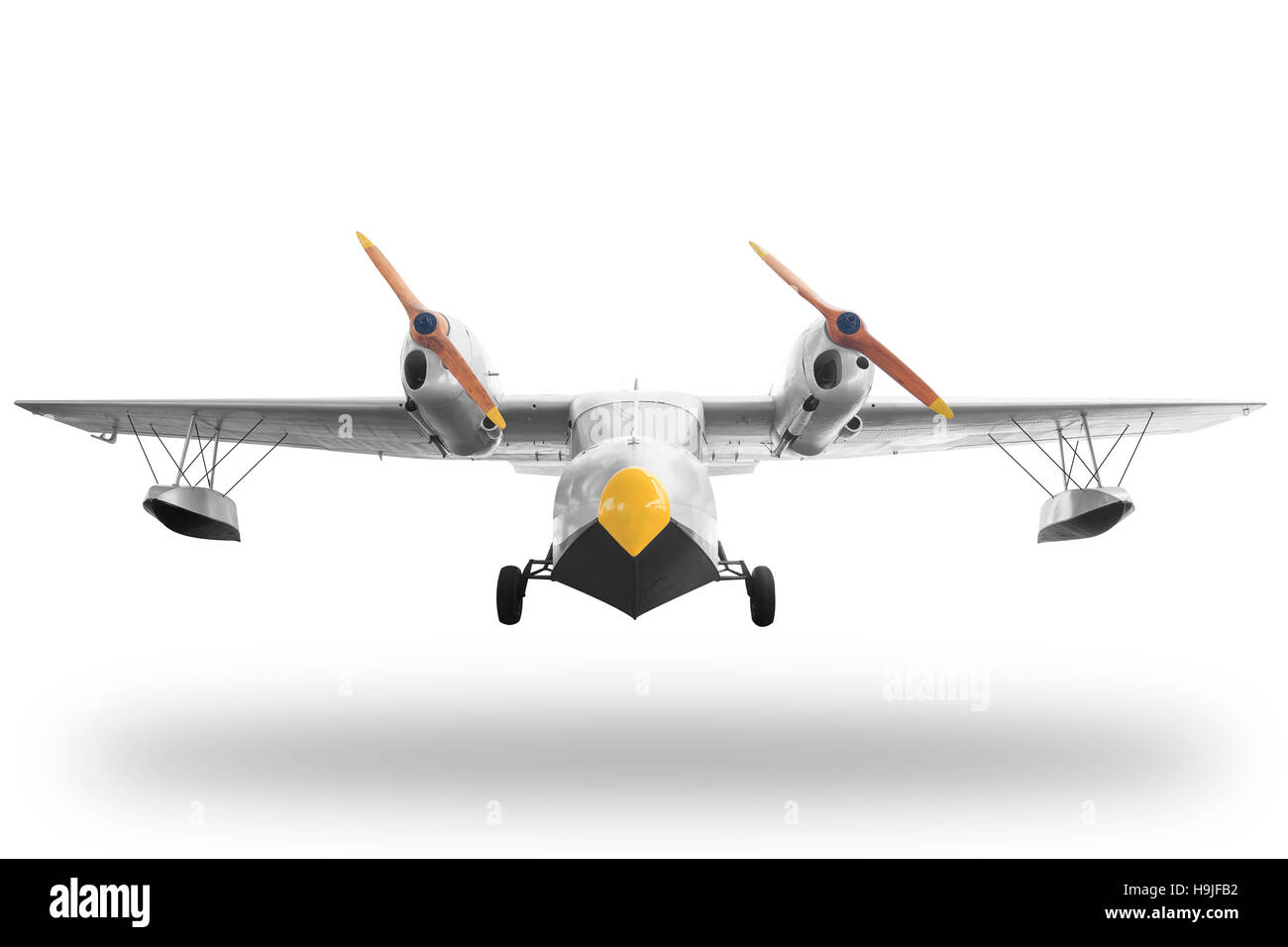 Classico stile retrò aereo giallo isolato su sfondo bianco con tracciato di ritaglio Foto Stock