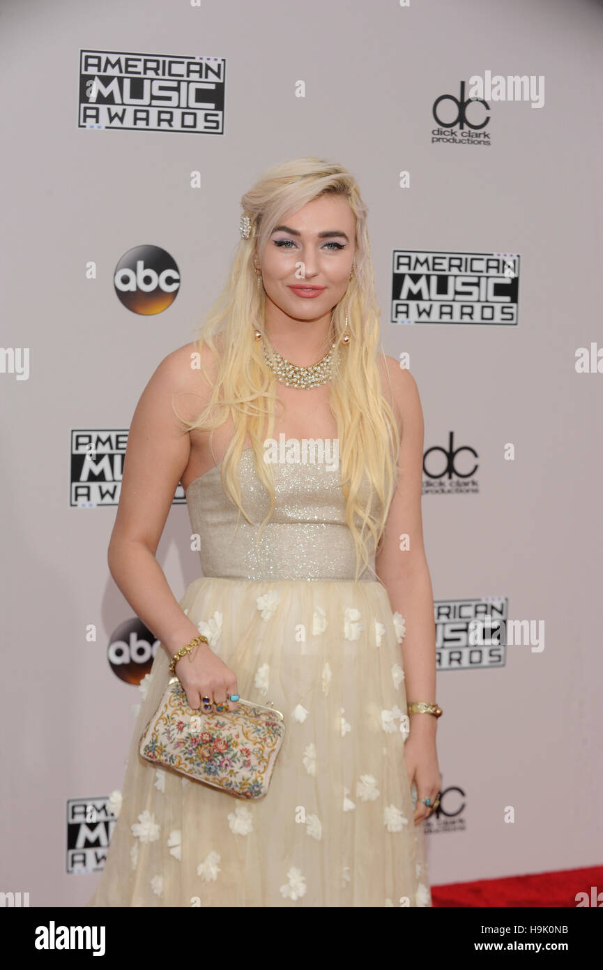 Maty Noyes arriva a 2016 American Music Awards al teatro di Microsoft per il mese di novembre 20, 2016 a Los Angeles, California. Foto Stock