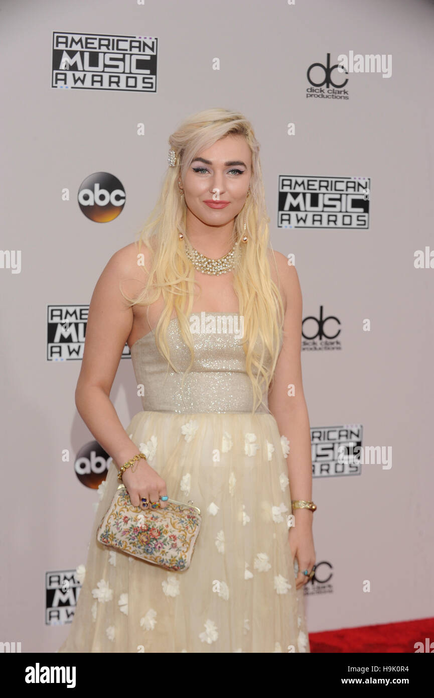 Maty Noyes arriva a 2016 American Music Awards al teatro di Microsoft per il mese di novembre 20, 2016 a Los Angeles, California. Foto Stock