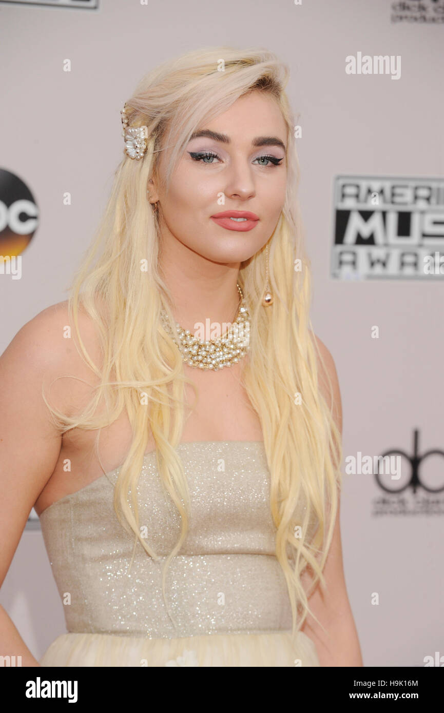 Maty Noyes arriva a 2016 American Music Awards al teatro di Microsoft per il mese di novembre 20, 2016 a Los Angeles, California. Foto Stock