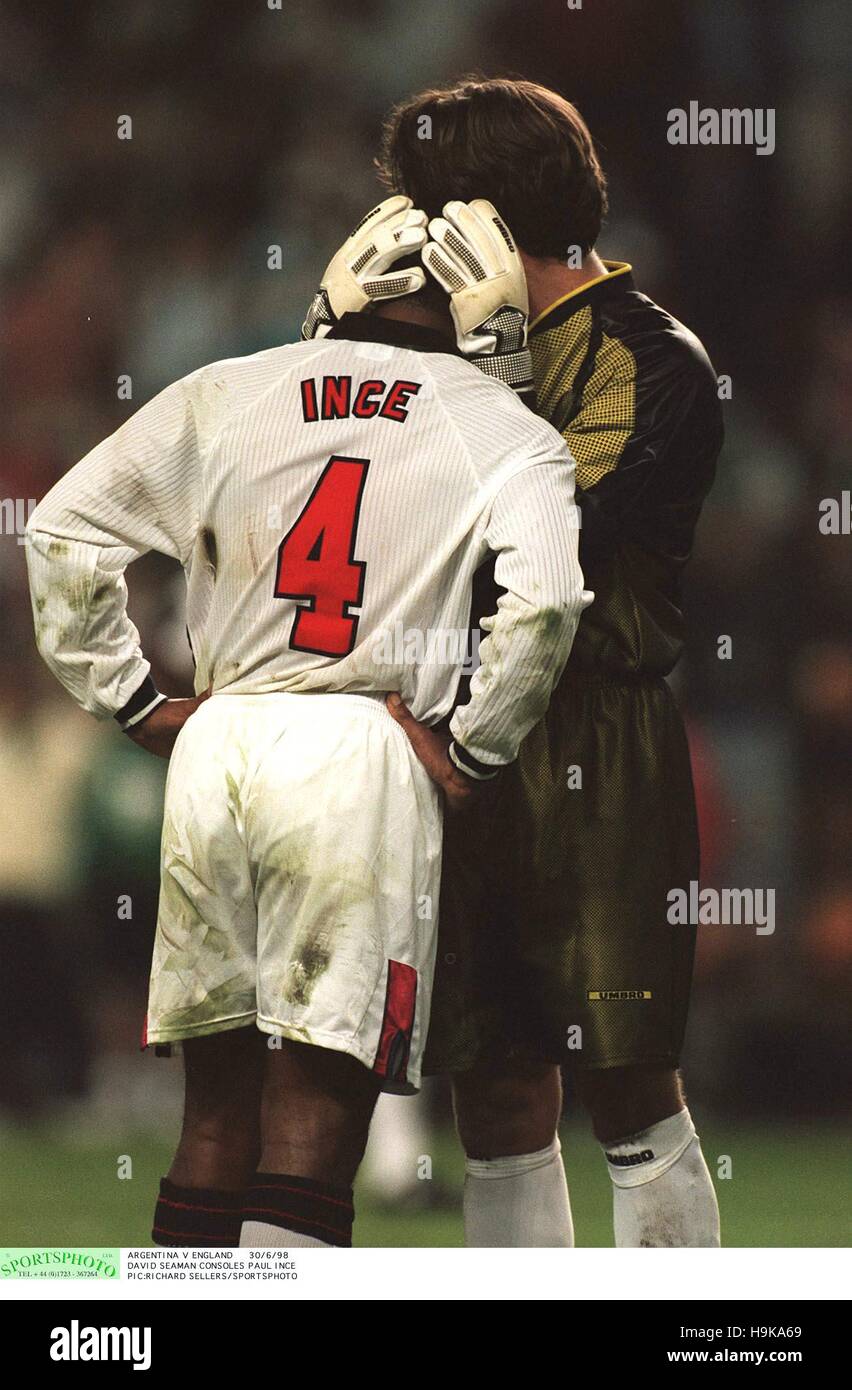 DAVID SEAMAN CONSOLE INCE INGHILTERRA V ARGENTINA 30 Giugno 1998 Foto Stock