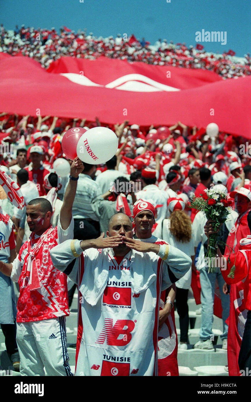 TUNISIA TIFOSI INGHILTERRA V la Tunisia il 10 giugno 1998 Foto Stock