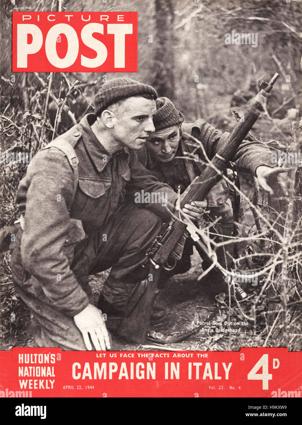 1944 Immagine Post soldati britannici patrol server testa di ponte di Anzio Foto Stock