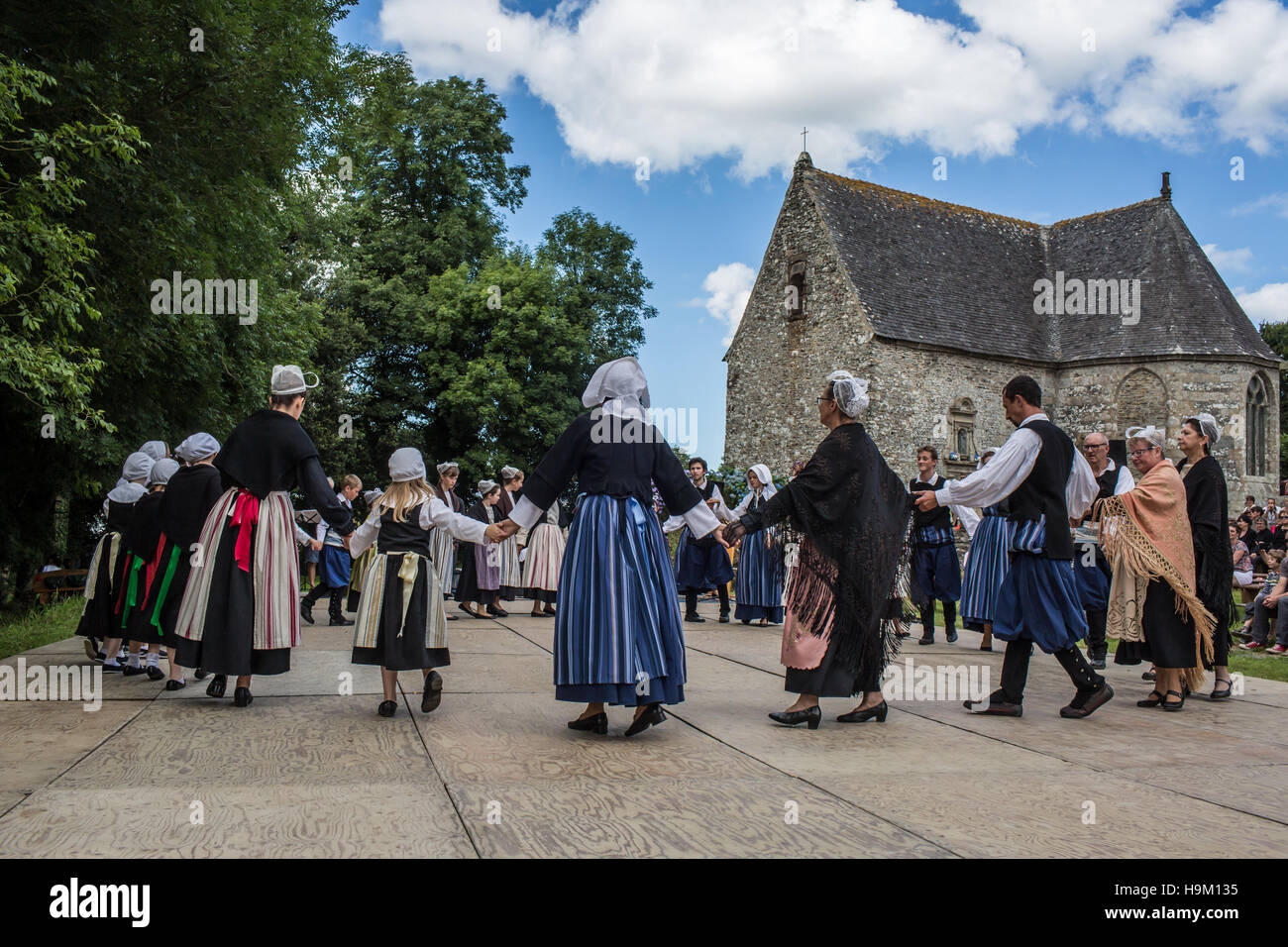 Il perdono (festival religioso) in Bretagna, Francia. Il perdono è un tipicamente Breton forma di pellegrinaggio e uno dei più tradizione Foto Stock