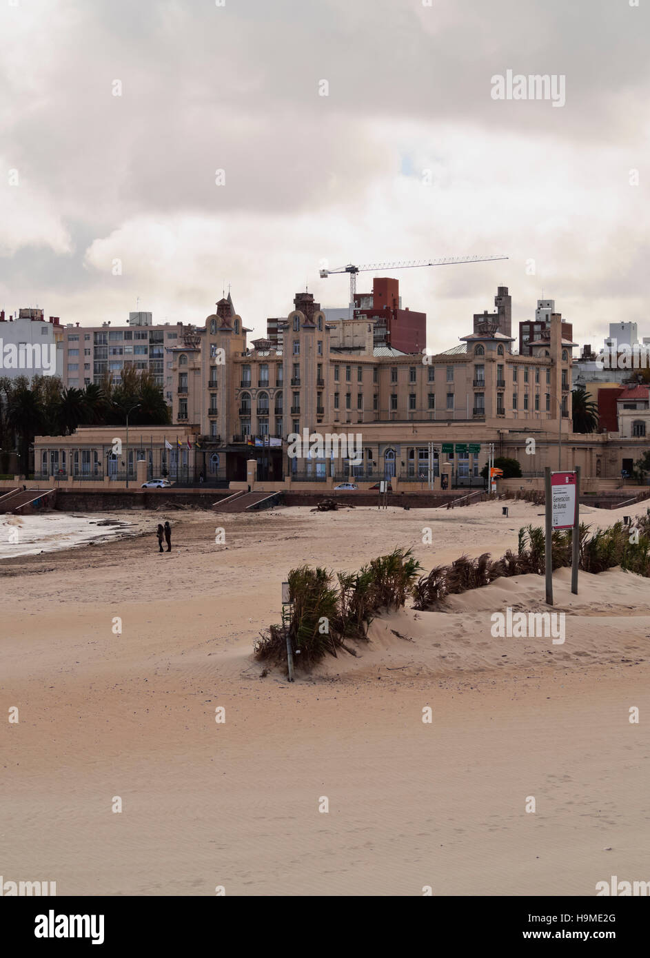 Uruguay, Montevideo, la vista della spiaggia di Ramirez. Foto Stock