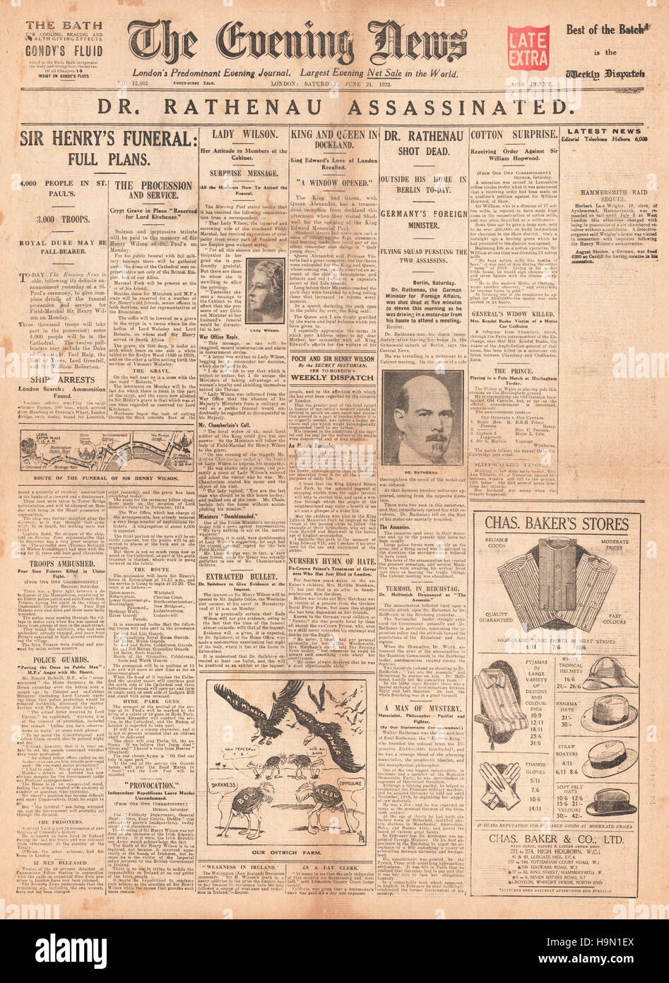 1922 Evening News front page il ministro degli esteri tedesco dr. Walther Rathenau assassinato e del funerale di Sir Henry Wilson Foto Stock