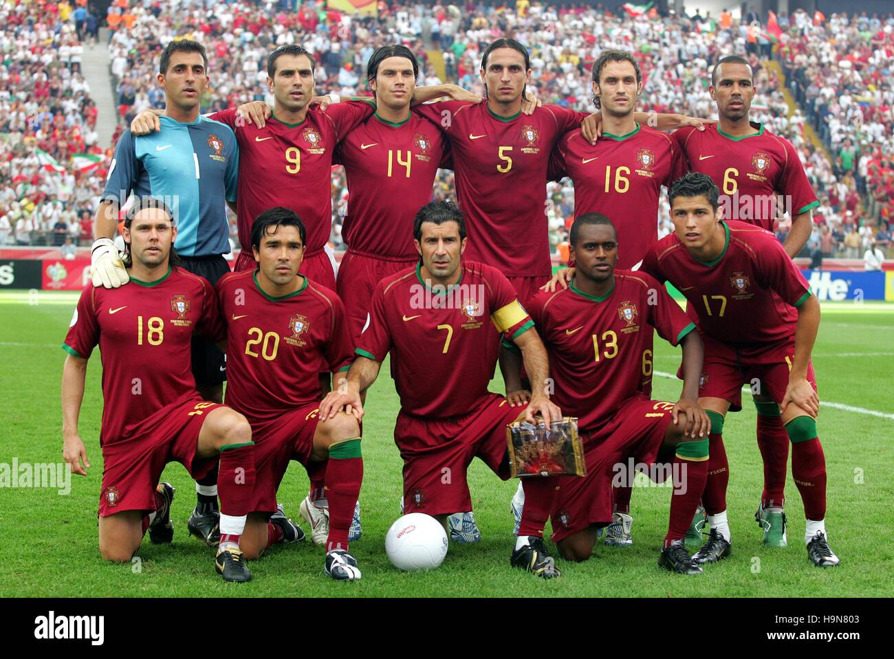 Il Portogallo TEAM GROUP PORTOGALLO V IRAN WORLD CUP Francoforte Germania 17 giugno 2006 Foto Stock