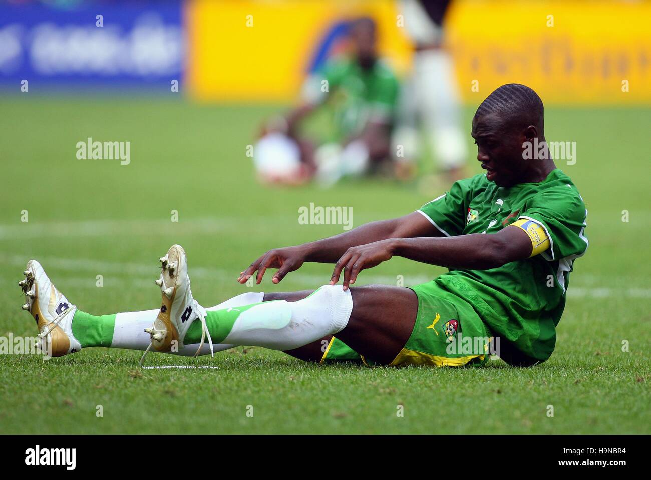 MASSAMASSO TCHANGAI TOGO & BENEVENTO WORLD CUP DORTMUND Germania 19 giugno 2006 Foto Stock