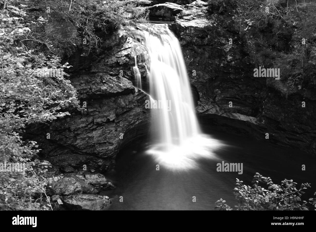 B&W HDR cascate. Foto Stock