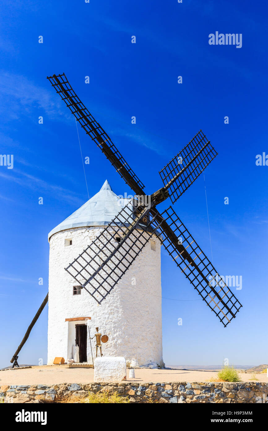 Consuegra, Spagna. Mulini a vento di Don Chisciotte in provincia di Toledo. Foto Stock