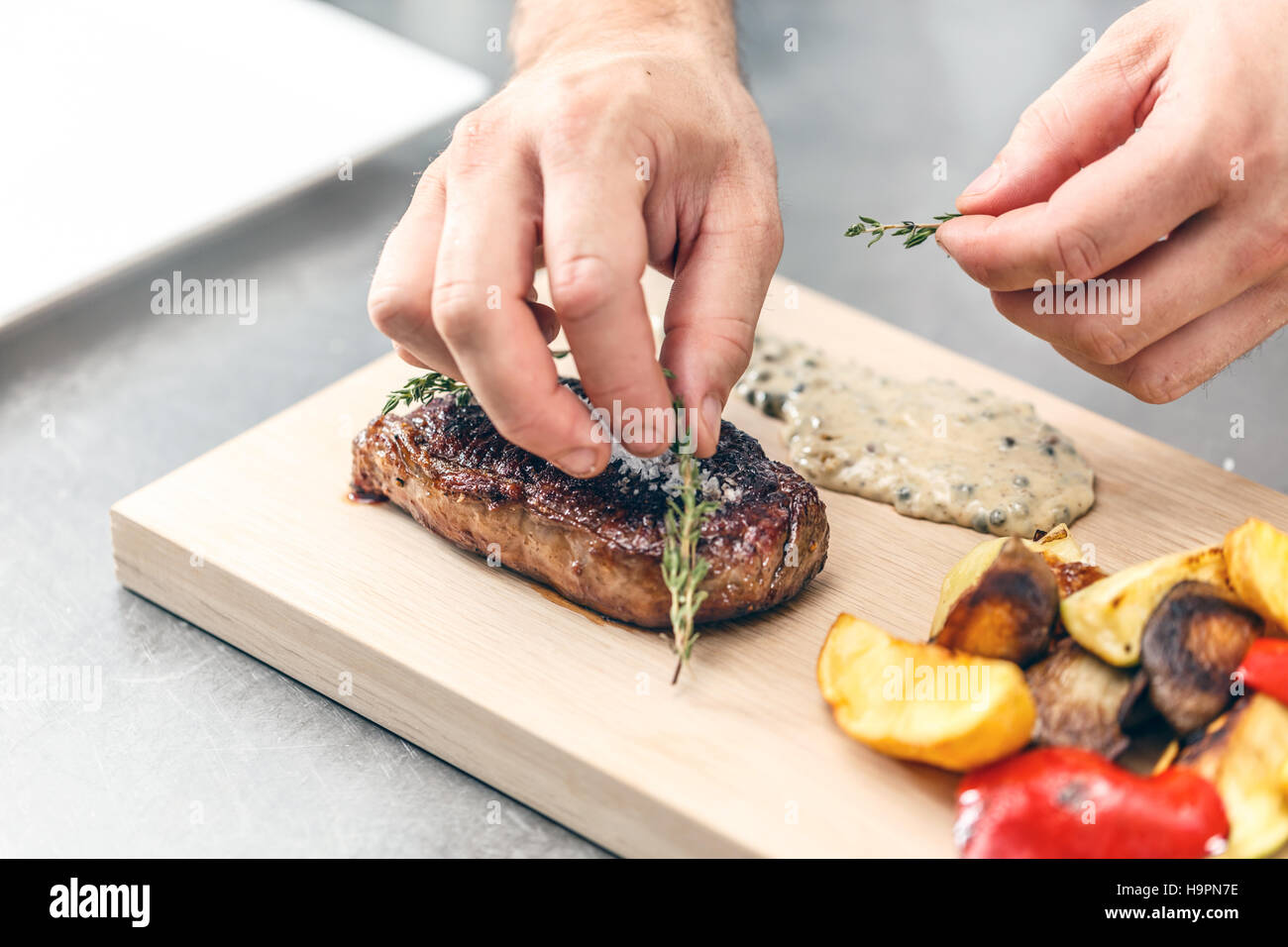 Grigliata di T-bone steak Foto Stock