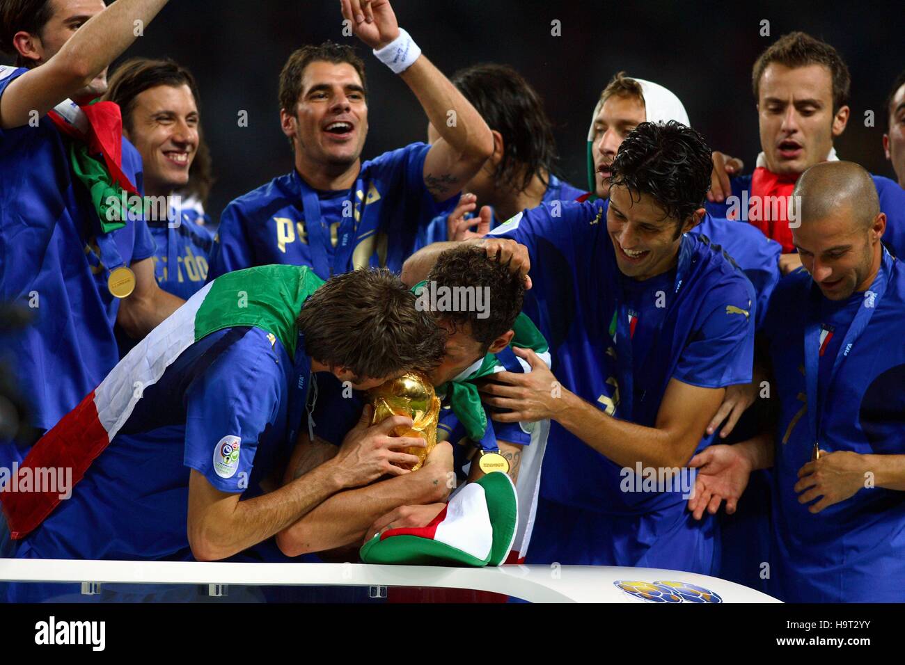 MEDAGLIA DORATA 12 PERROTTA ITALIA CAMPIONE DEL MONDO 2006