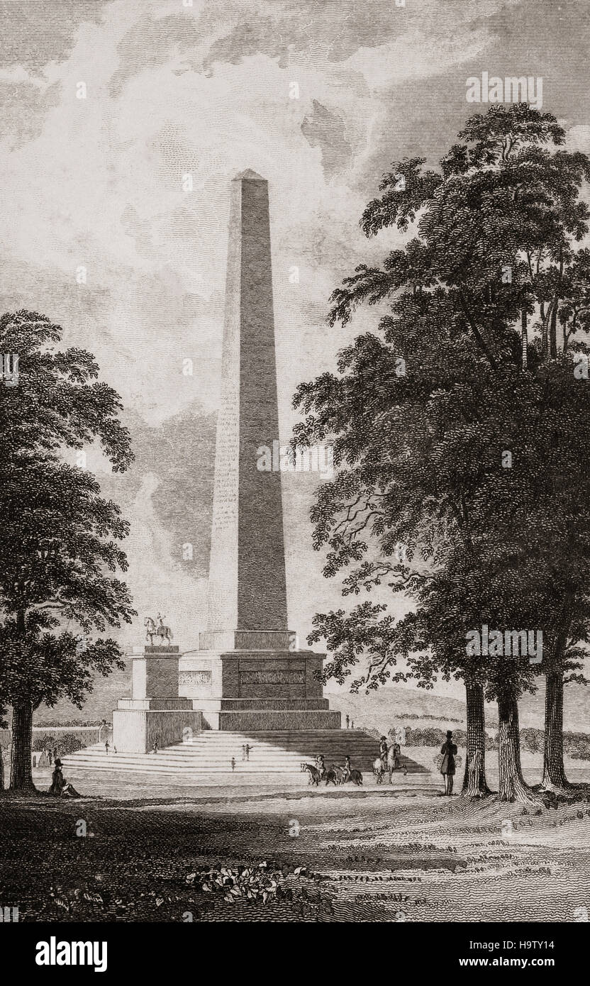 Xix secolo vista del monumento a Wellington nel Phoenix Park di Dublino, Irlanda. L'obelisco è stato progettato dall'architetto Sir Robert Smirke e la prima pietra è stata posata nel 1817. Nel 1820 essa ha esaurito i fondi di costruzione e quindi rimase incompiuta fino al 18 giugno 1861, quando è stato aperto al pubblico. Ci sono stati anche i piani per una statua di Wellesley a cavallo ma non è mai stata completata. Foto Stock