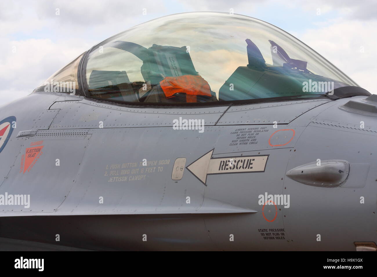 Presso il Royal International Air Tattoo RIAT 2010 a Fairford, militari e aerei civili raccolti da tutto il mondo Foto Stock