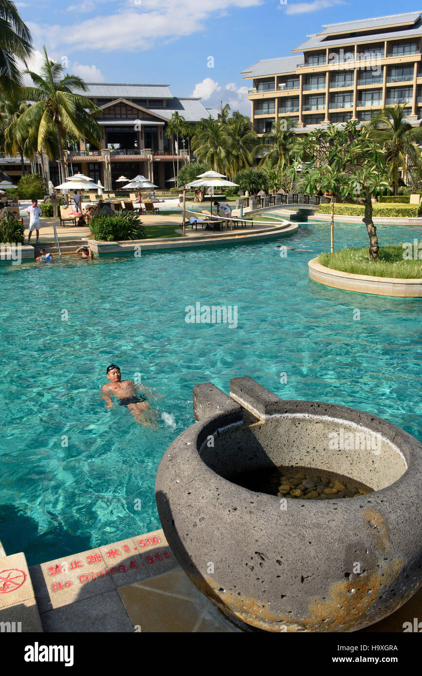 Piscina, Club Med a Baia di Sanya, Hainan Island, Cina Foto Stock