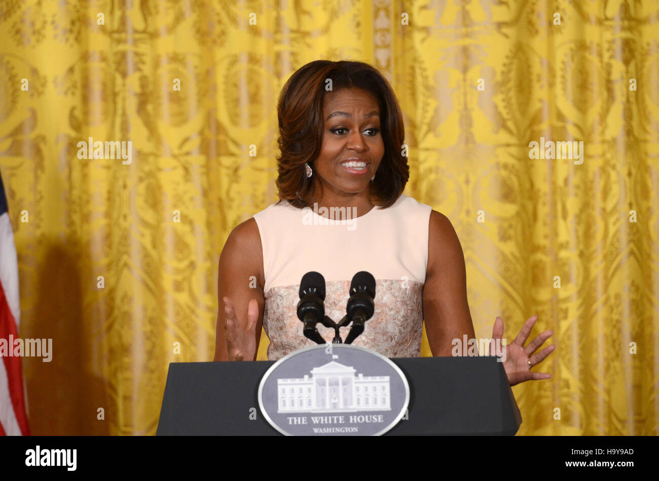 L'evento della Casa Bianca con Michelle Obama e Tom Vilsack si è concentrato sulla promozione di programmi di benessere scolastico volti a migliorare la nutrizione e l'attività fisica degli studenti. L'iniziativa sostiene gli sforzi dell'USDA per promuovere ambienti scolastici più sani e migliori risultati per gli studenti. Foto Stock