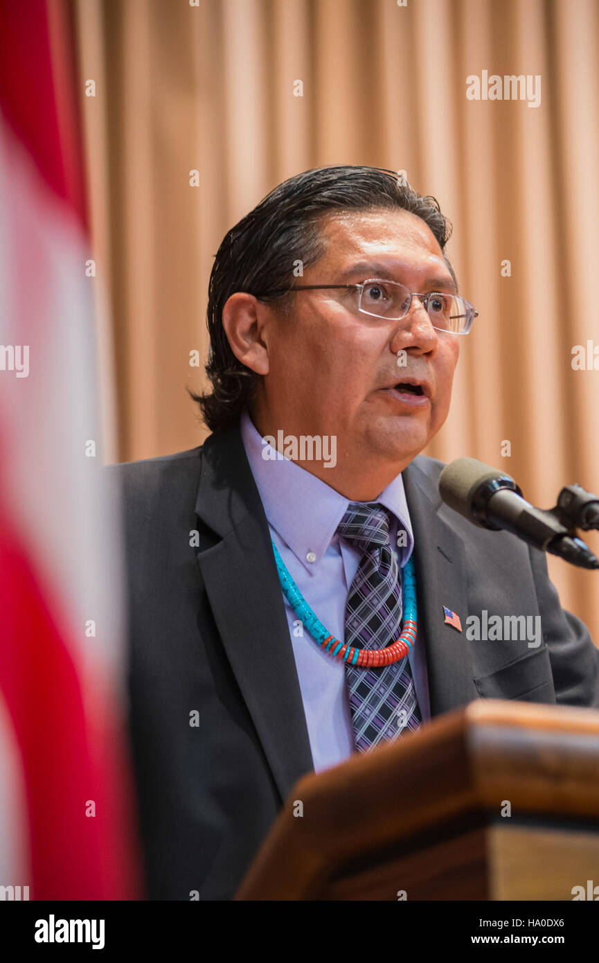 L'USDA celebra il Native American Heritage Month attraverso eventi che riconoscono i contributi indigeni all'agricoltura e alla cultura negli Stati Uniti Foto Stock