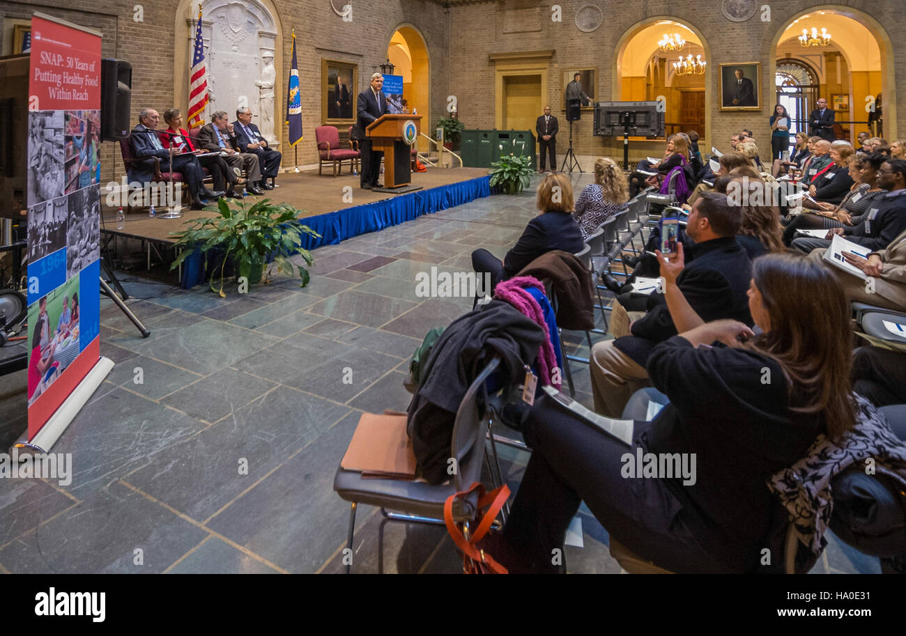 15651484337 usdagov 20141120-FNS-RBN-3369 Foto Stock