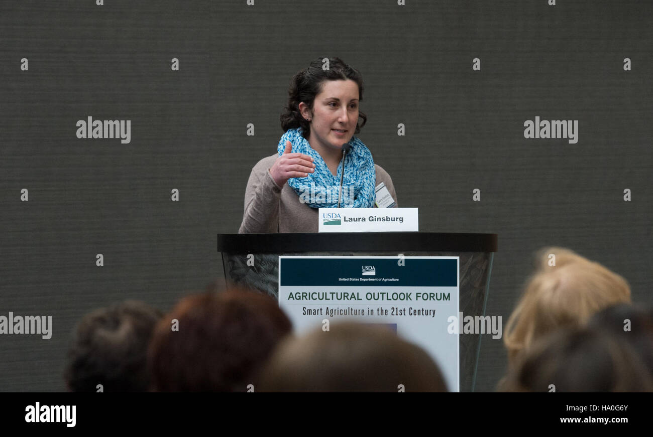 Il vicesegretario dell'USDA Harden partecipa a un evento di networking incentrato sull'emancipazione delle donne nell'agricoltura e sull'avanzamento delle opportunità di sviluppo professionale nel settore agricolo. Foto Stock