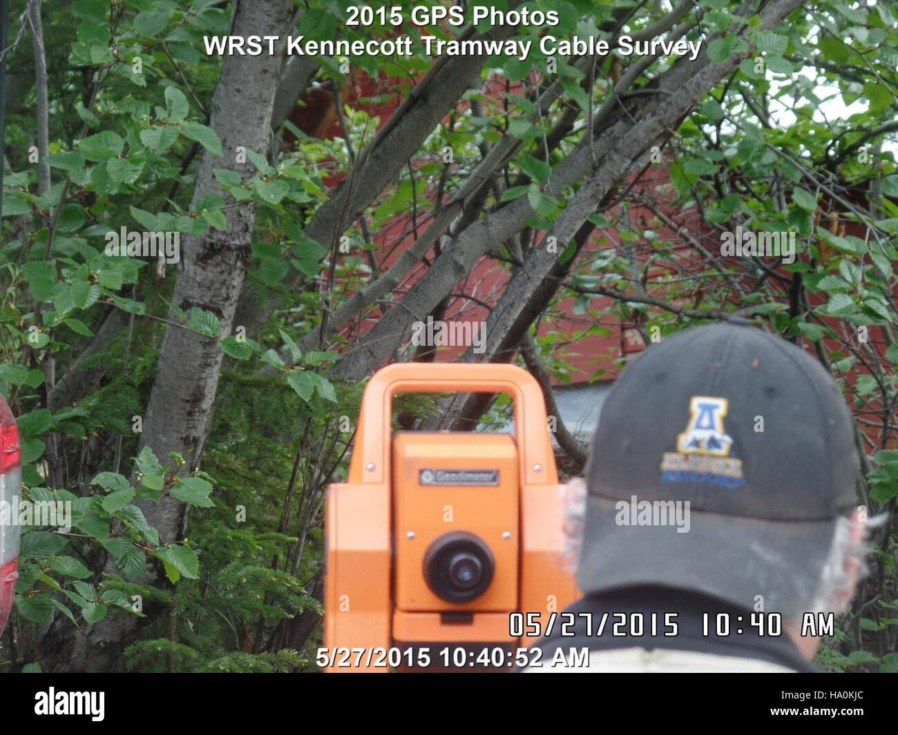 Nel 2015, la tecnologia GPS è stata utilizzata in Alaska per tracciare i movimenti della fauna selvatica e i dati ecologici. Questo metodo fornisce informazioni preziose sul comportamento degli animali, sui modelli di migrazione e sui cambiamenti ambientali in tutta la regione. Foto Stock