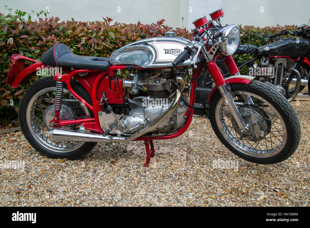 Un meravigliosamente restaurato Triton motociclo a Goodwood 2016 Foto Stock