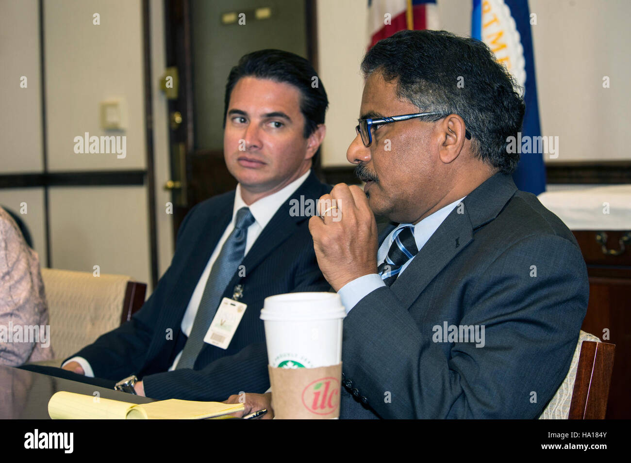 L'APHIS collabora con l'IROPAH attraverso un memorandum d'intesa per migliorare il controllo e l'eradicazione dell'afta epizootica (afta epizootica) a Riverdale, rafforzando i protocolli sanitari agricoli della nazione. Foto Stock