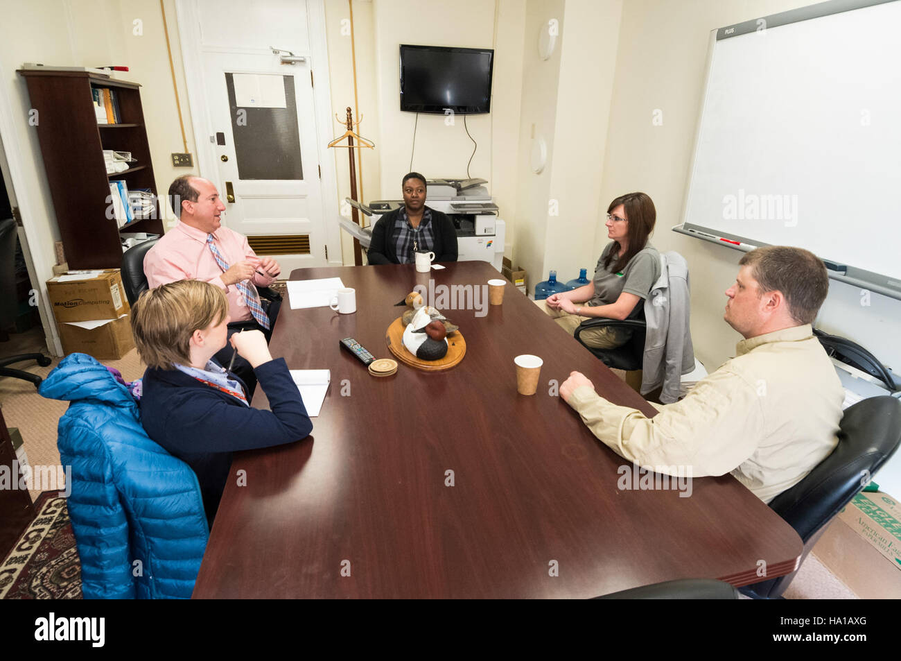 APHIS Wildlife Services sta lavorando per salvaguardare la fauna selvatica in Afghanistan come parte della sua missione globale per proteggere la salute animale e vegetale. Attraverso la gestione strategica e la ricerca scientifica, l'agenzia contribuisce a garantire la protezione della fauna selvatica e dei sistemi agricoli in tutto il mondo. Foto Stock