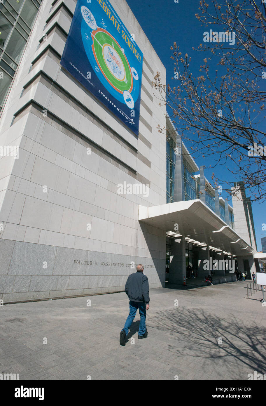 L'USDA ha partecipato al 4° Festival USA Science & Engineering, mostrando i contributi delle agenzie federali a cibo, agricoltura, nutrizione e ricerca ambientale attraverso l'impegno pubblico e l'educazione STEM. Foto Stock