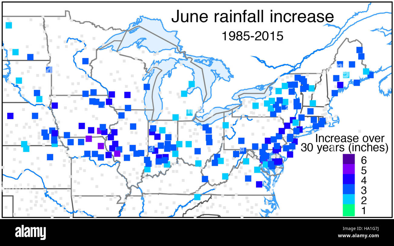 Un grafico che mostra l'aumento delle precipitazioni di giugno dal 1985 al 2015, illustrando l'impatto dei cambiamenti climatici sui modelli meteorologici e sull'ambiente negli Stati Uniti. Foto Stock