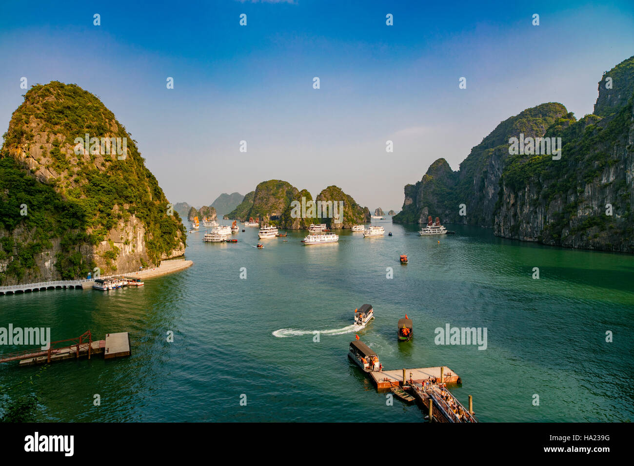 Halong Bay, il Vietnam Asia Foto Stock