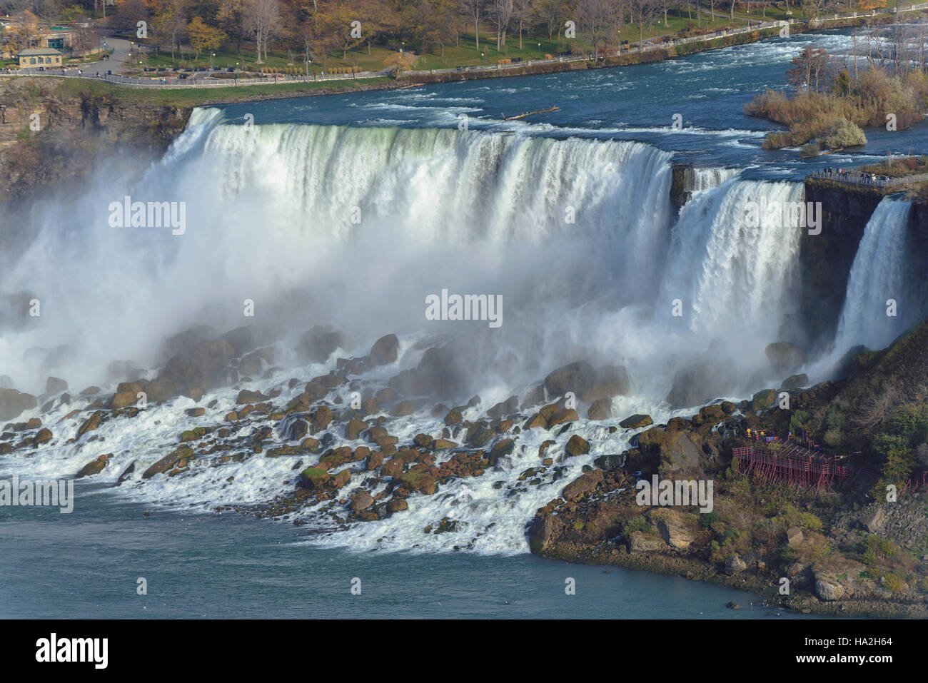 Vista delle Cascate del Niagara in autunno Foto Stock