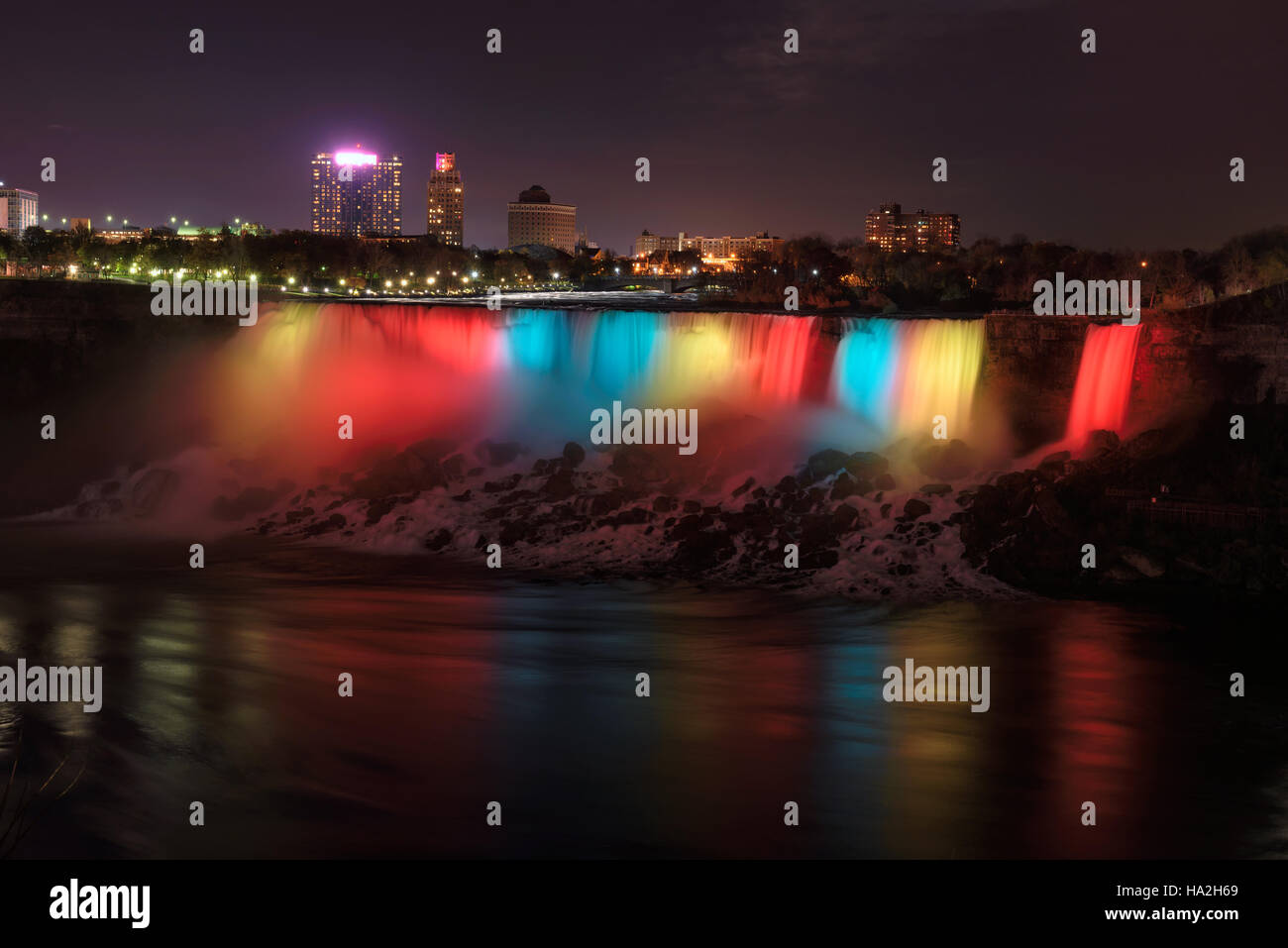 Cascate del Niagara di notte Foto Stock