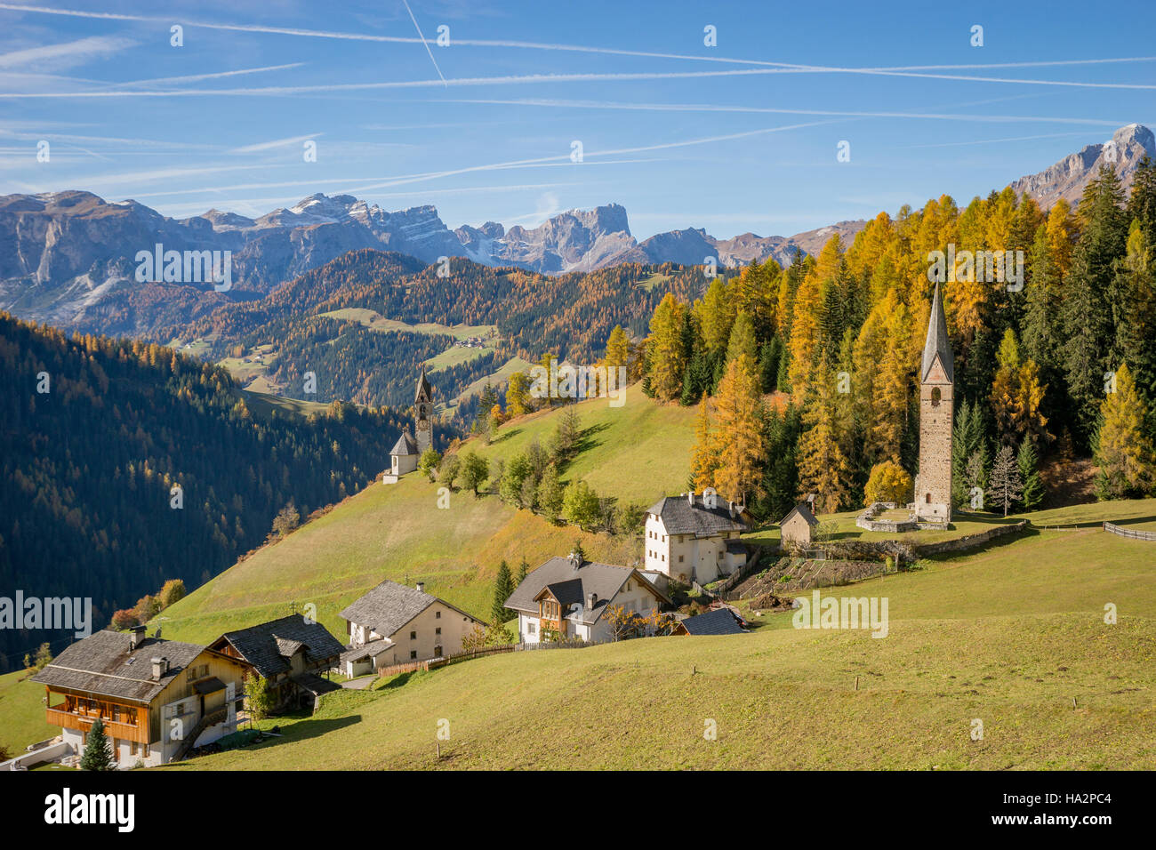 Il villaggio di Wengen, Alto Adige, Italia Foto Stock