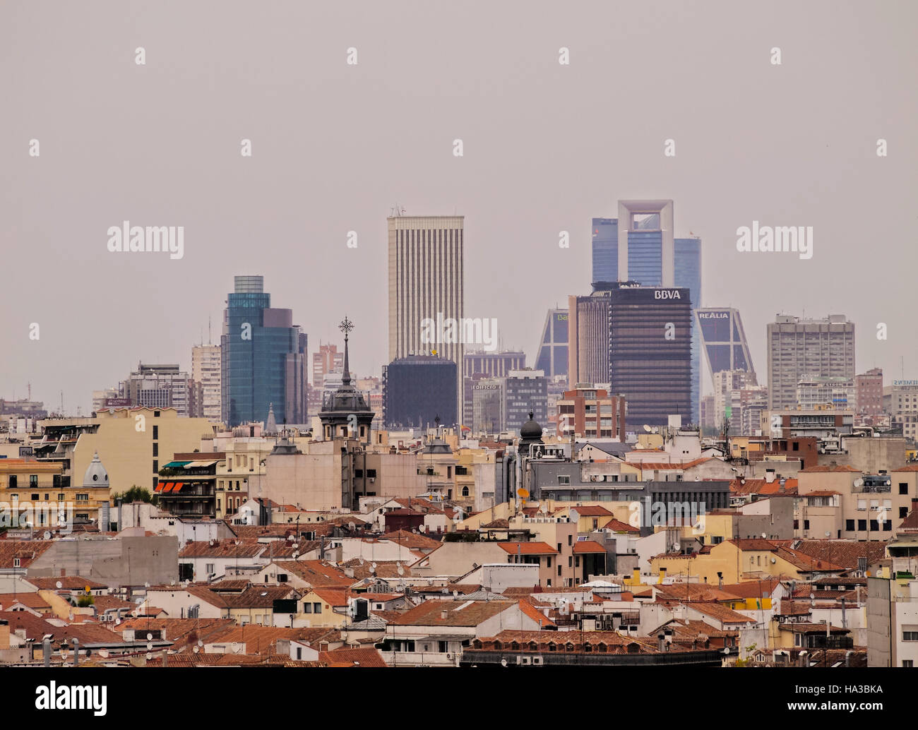 Spagna, Madrid, visualizzare dei quartieri degli affari di Azca e CTBA. Foto Stock