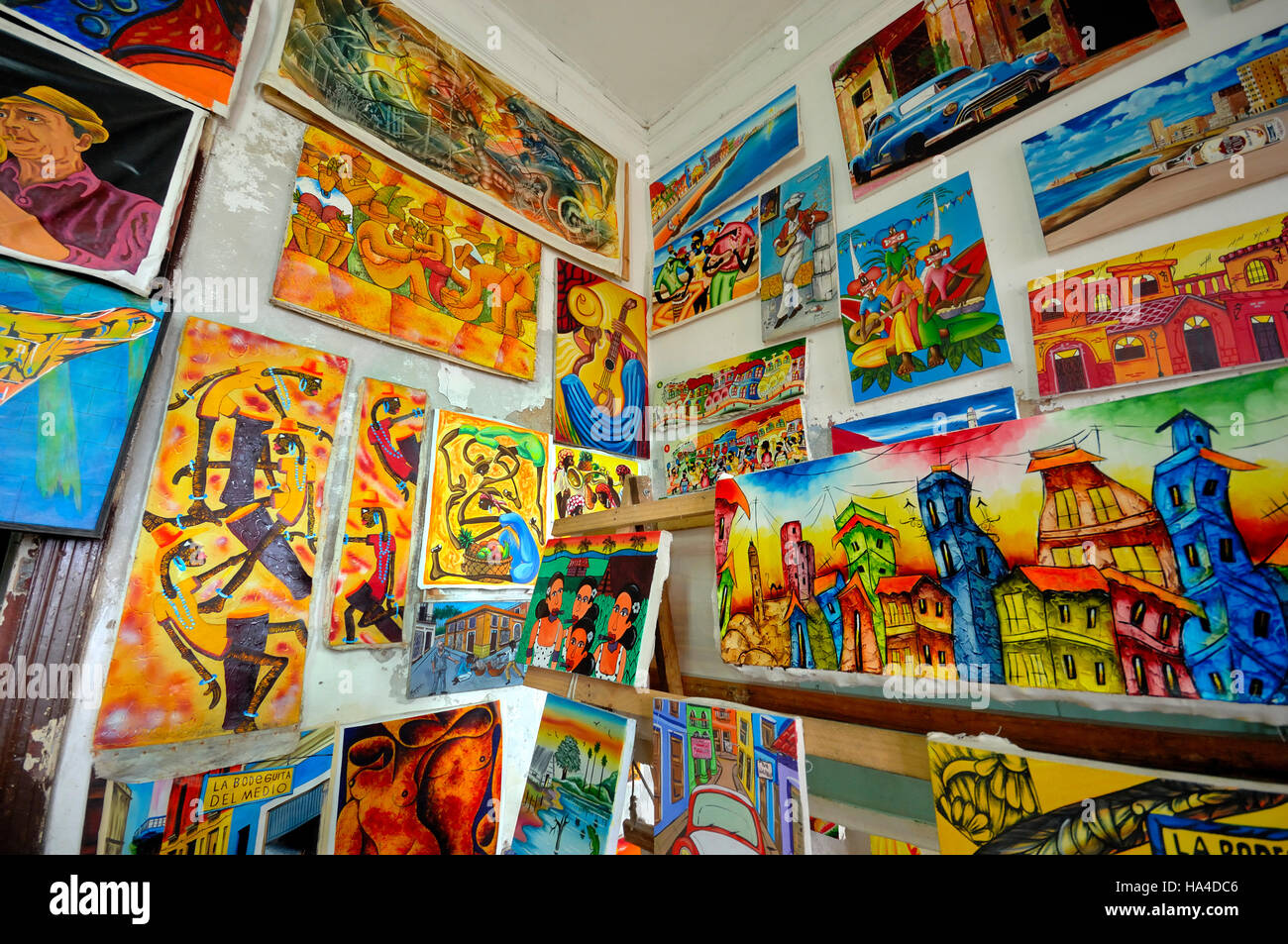 Galleria locale, Malecon, Havana, Cuba, Caraibi Foto Stock