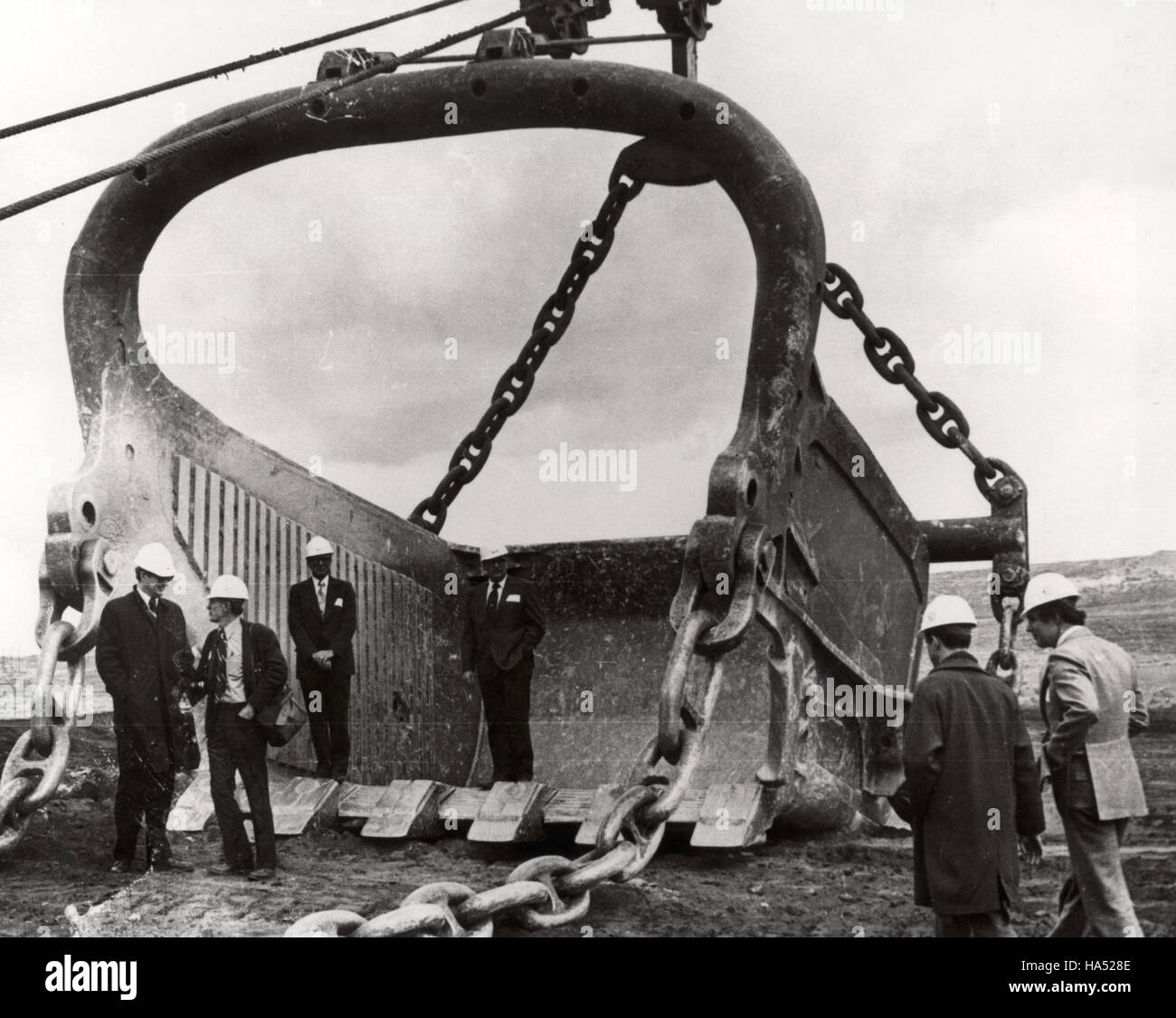 Il Dipartimento dell'energia continua a dare priorità alle tecnologie per l'energia pulita e alla mitigazione dei cambiamenti climatici, promuovendo progressi nei sistemi energetici sostenibili e riducendo la dipendenza dai combustibili fossili. Foto Stock