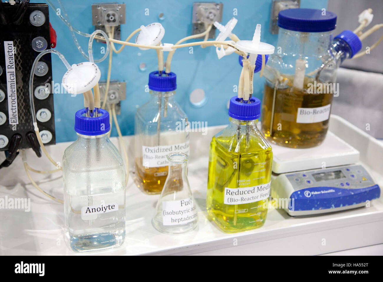 Il lavoro del Dipartimento dell’energia integra natura, scienza e politica per affrontare le sfide chiave nel risparmio energetico e nei cambiamenti climatici. L'agenzia si concentra sullo sviluppo di tecnologie che promuovano energia pulita, sostenibilità e tutela ambientale attraverso la ricerca e l'impegno politico. Foto Stock