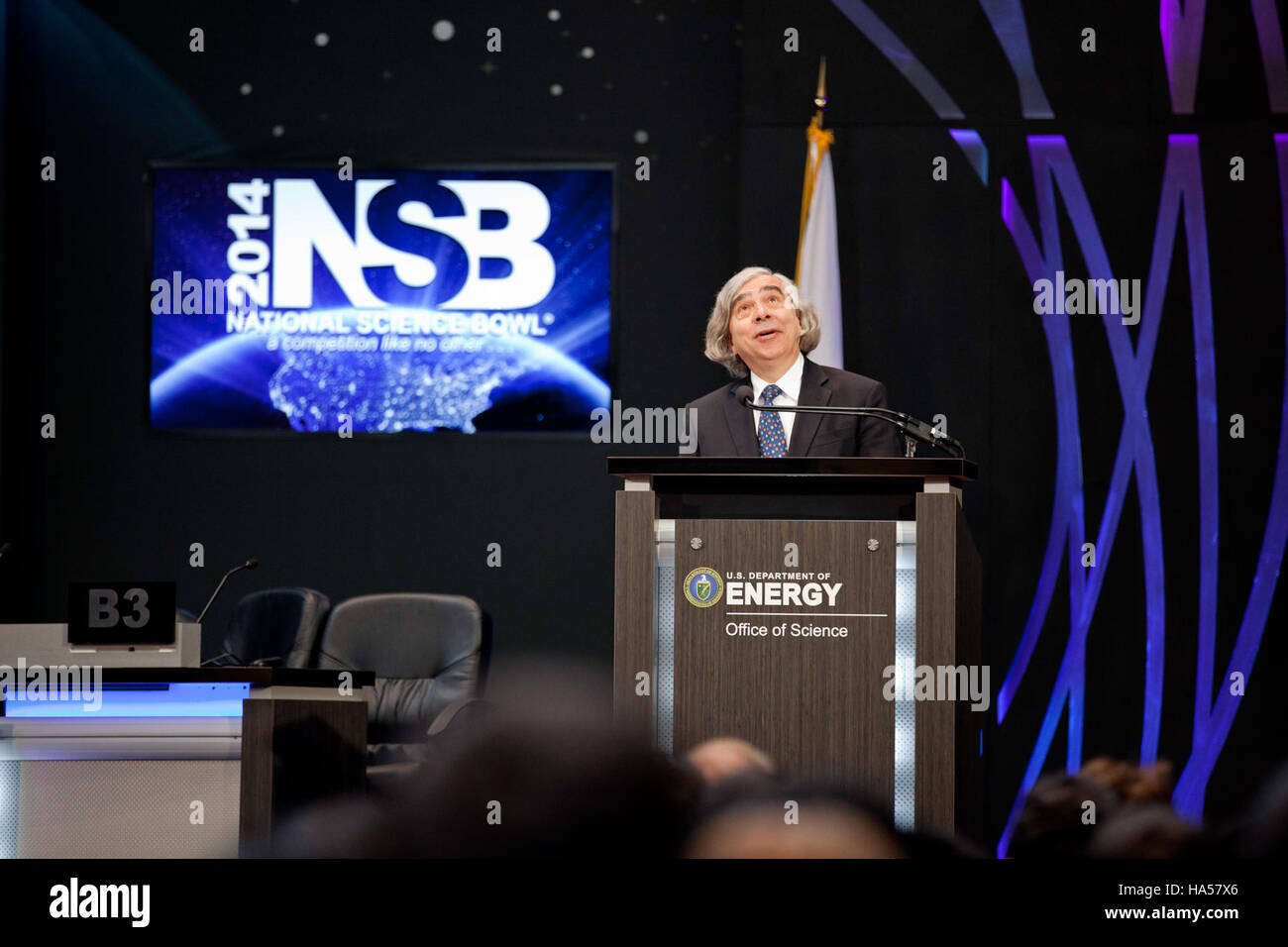 Il Dipartimento dell'energia fa progredire le tecnologie dell'energia pulita per ridurre le emissioni di carbonio e mitigare i cambiamenti climatici, sostenendo una transizione verso fonti di energia rinnovabili in linea con gli sforzi globali per la sostenibilità. Foto Stock