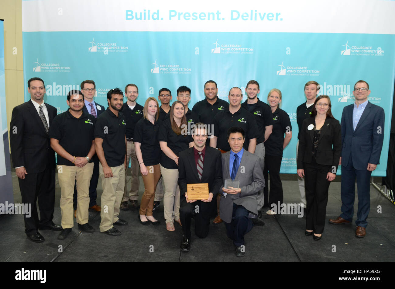 L'impegno del Dipartimento dell'energia per le pratiche energetiche sostenibili continua attraverso le sue varie iniziative, concentrandosi sulla conservazione dell'energia, l'energia rinnovabile e la mitigazione dei cambiamenti climatici. Foto Stock