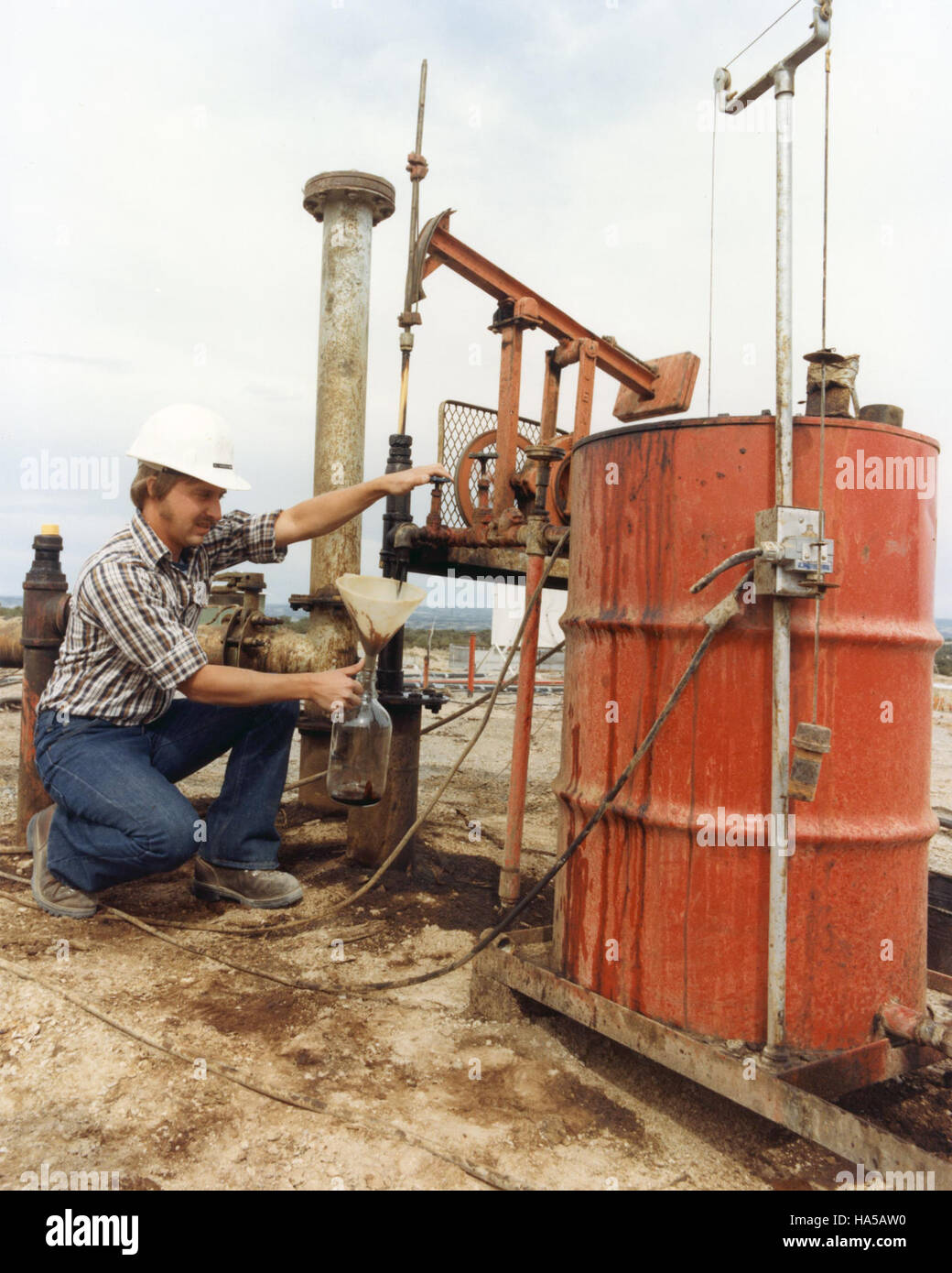 Uno studio sull'efficienza energetica e la scienza ambientale, incentrato sulla riduzione del consumo energetico e sul mantenimento della salute dell'ecosistema. Questa ricerca è parte integrante delle future soluzioni energetiche sostenibili e della mitigazione dei cambiamenti climatici. Foto Stock