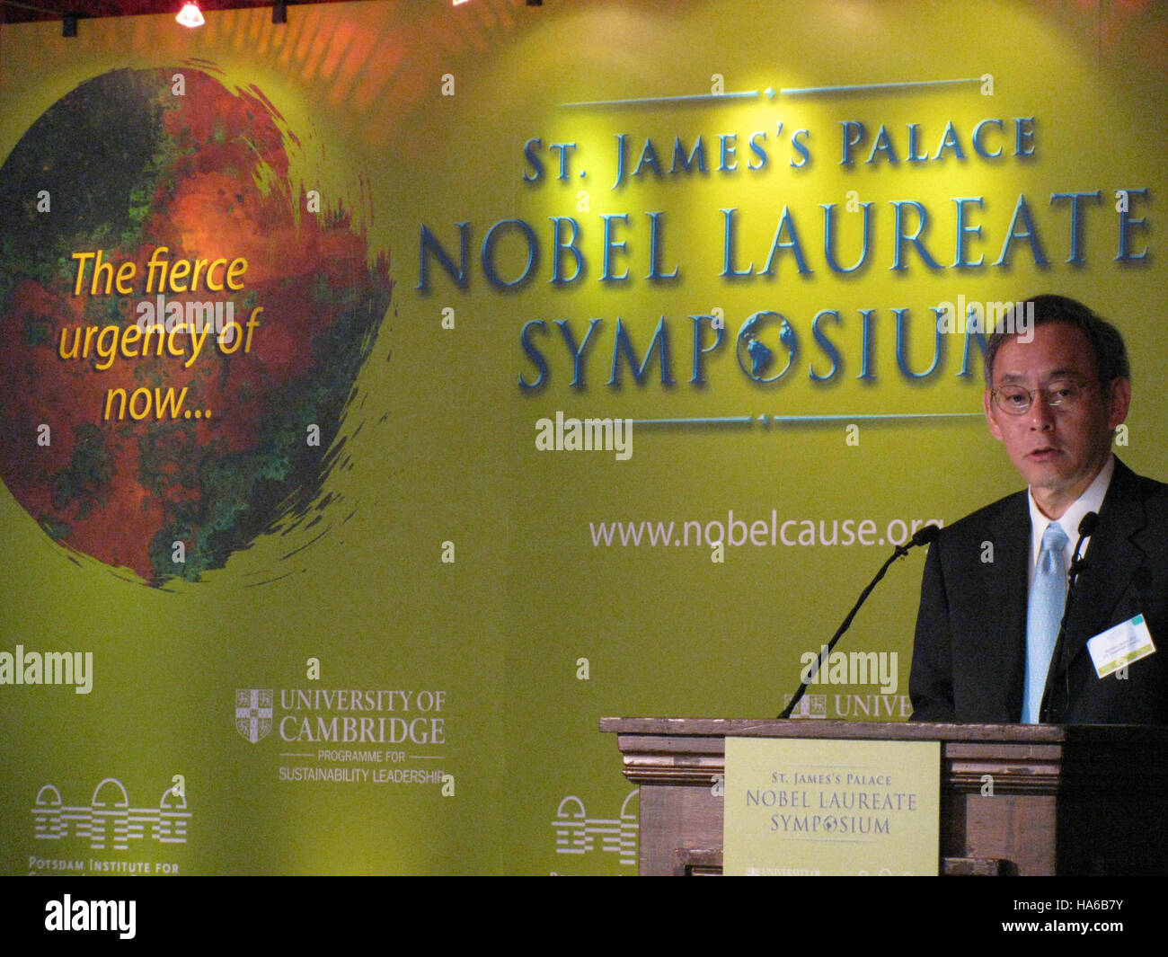 Questa immagine del Dipartimento dell'energia mostra gli sforzi in corso per far progredire la scienza dell'energia e affrontare le questioni climatiche attraverso soluzioni politiche, scientifiche e tecnologiche, contribuendo agli obiettivi energetici sostenibili. Foto Stock