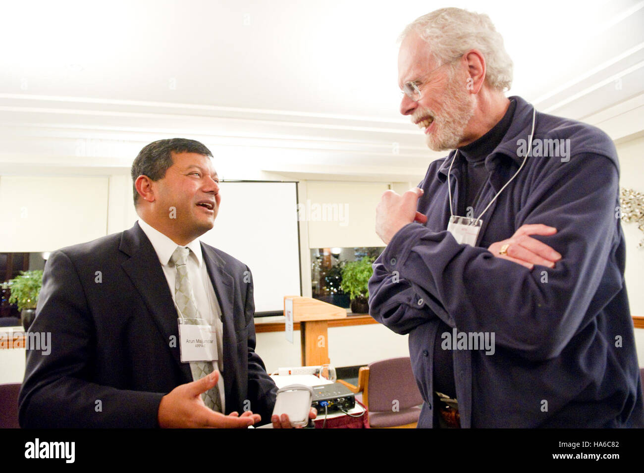 Questa iniziativa del Dipartimento dell'energia si concentra sullo sviluppo di soluzioni di energia pulita che migliorino l'efficienza energetica e promuovano la sostenibilità in linea con le politiche energetiche nazionali e gli obiettivi climatici. Foto Stock