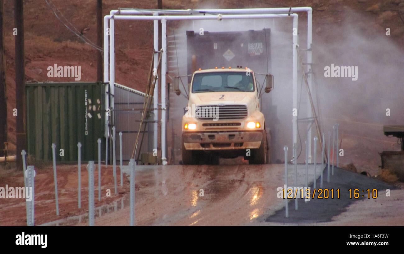 Le spedizioni da e verso il Parco nazionale di Moab si concentrano su materiali e forniture energetiche, sostenendo gli sforzi in corso per la conservazione e la sostenibilità del parco. Foto Stock